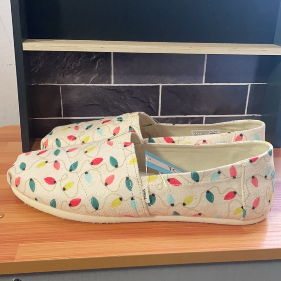 Toms Christmas Natural Tree Lights Print White/Beige Shoes size 8W - Picture 6 of 7